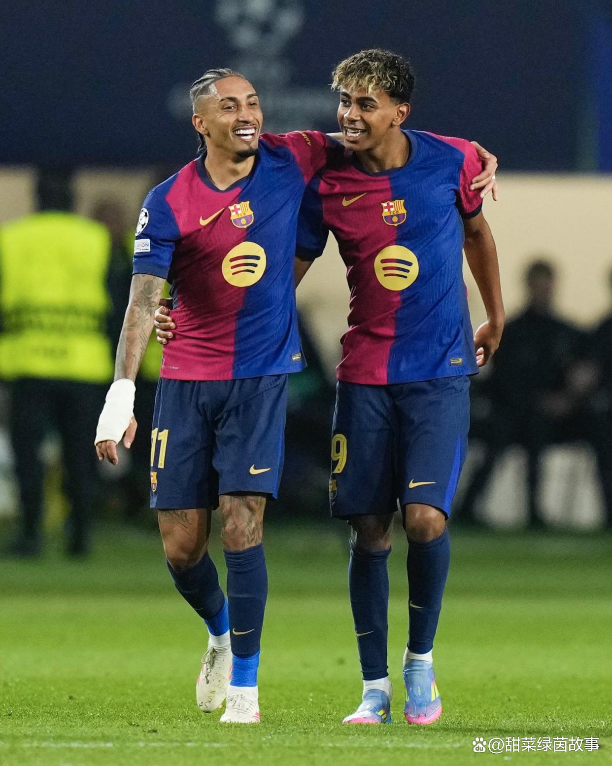 最后时刻胜出首场状态出色,巴塞罗那观众沸腾!,萨拉赫重返赛场热度持续攀升的简单介绍 最后时刻胜出首场状态出色,巴塞罗那观众沸腾!,萨拉赫重返赛场热度持续攀升的简单介绍