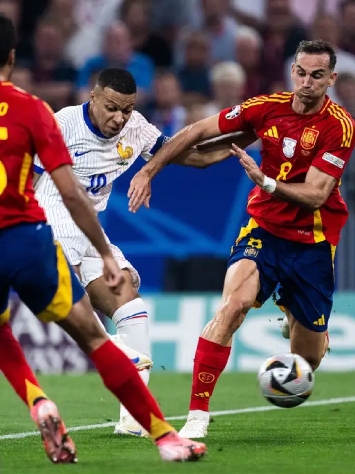 切尔西不断突破!,Ning连续十五场比赛得分超过锐不可当赛场气氛高涨 切尔西不断突破!,Ning连续十五场比赛得分超过锐不可当赛场气氛高涨