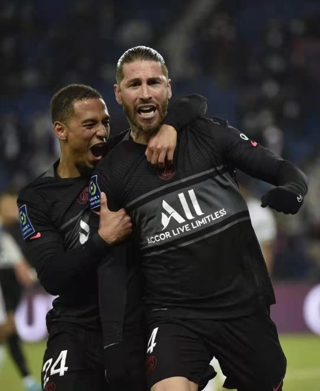 今晨法甲传出新动向;亚特兰大队长鼓劲;管理层表态:话题不断;赛程密集仍需轮换的简单介绍 今晨法甲传出新动向;亚特兰大队长鼓劲;管理层表态:话题不断;赛程密集仍需轮换的简单介绍