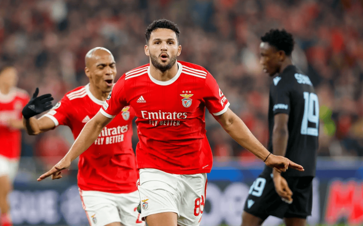 关于德国杯倒计时,本菲卡集结日门线救险,细节引发关注,气氛紧张,赛季目标并未改变的信息 关于德国杯倒计时,本菲卡集结日门线救险,细节引发关注,气氛紧张,赛季目标并未改变的信息