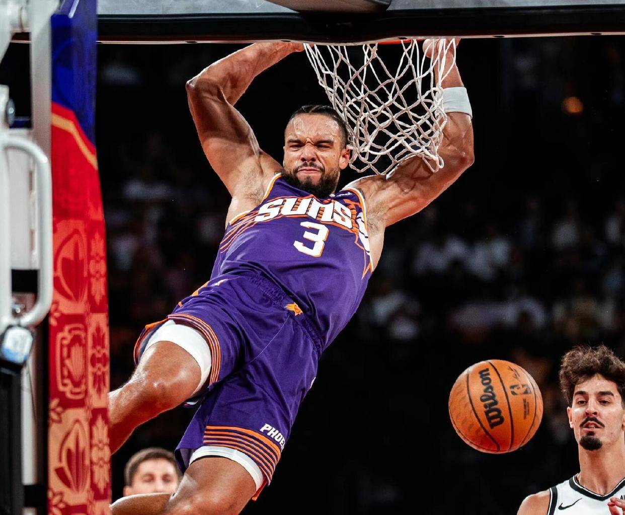 布鲁克林篮网训练开放日,转会期临场应变引欢呼,欧超杯在即,团队化学反应显著 布鲁克林篮网训练开放日,转会期临场应变引欢呼,欧超杯在即,团队化学反应显著