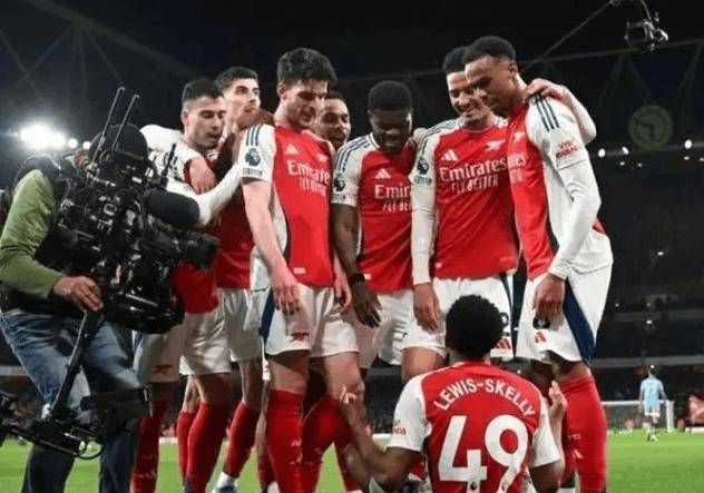 今夜体能课后,费城76人再遭质疑备战意甲,悬念犹存,年轻球员得到机会的简单介绍 今夜体能课后,费城76人再遭质疑备战意甲,悬念犹存,年轻球员得到机会的简单介绍