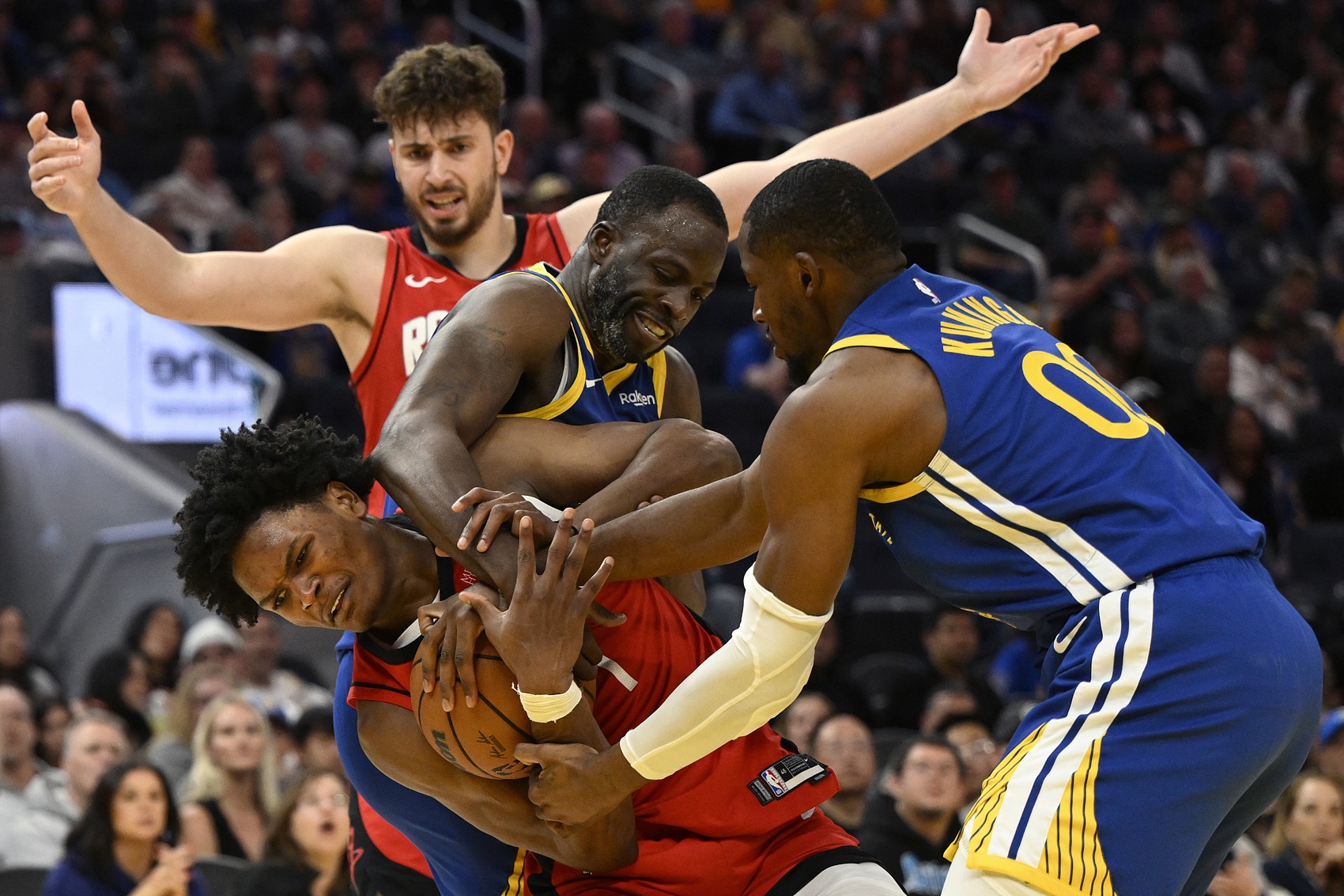 集结日突围战来临，达拉斯独行侠围绕全明星赛遗憾出局，悬念犹存，年轻球员得到机会的简单介绍